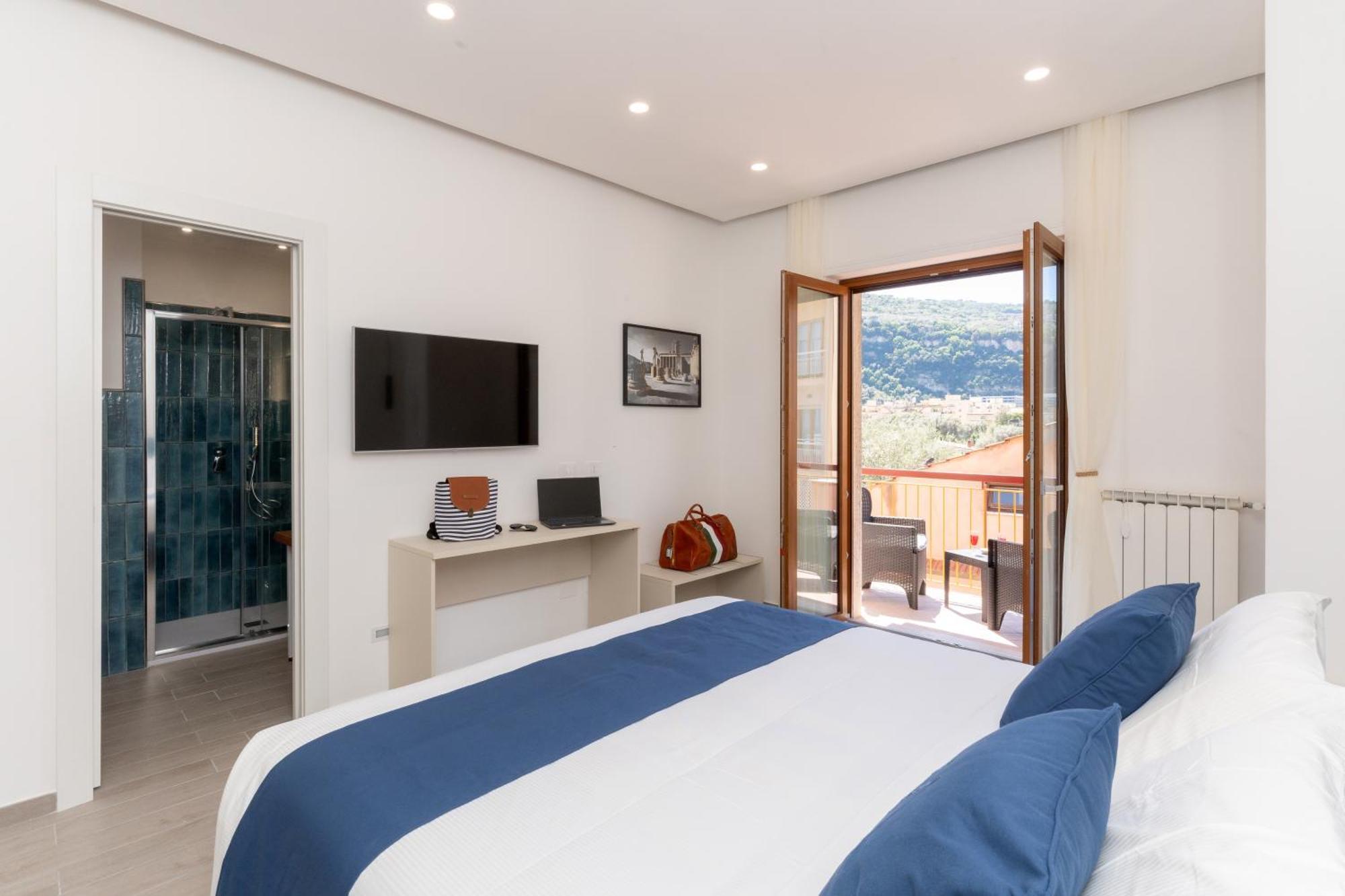 Mifra Suites Sorrento Exterior photo